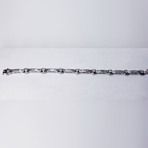 Sterling Silver Baguette And Round Tennis Style Cz Bracelet 7.5" - Picture 5 of 6